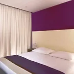 沃迪拉普拉公园广场酒店