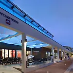沃迪拉普拉公园广场酒店 度假村 普拉