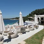度假村 沃迪拉普拉公园广场酒店 4*