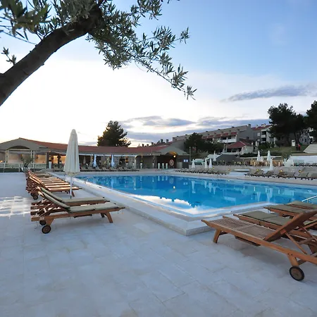 Park Plaza Verudela 4*